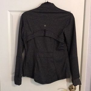 GREY LULULEMON JACKET